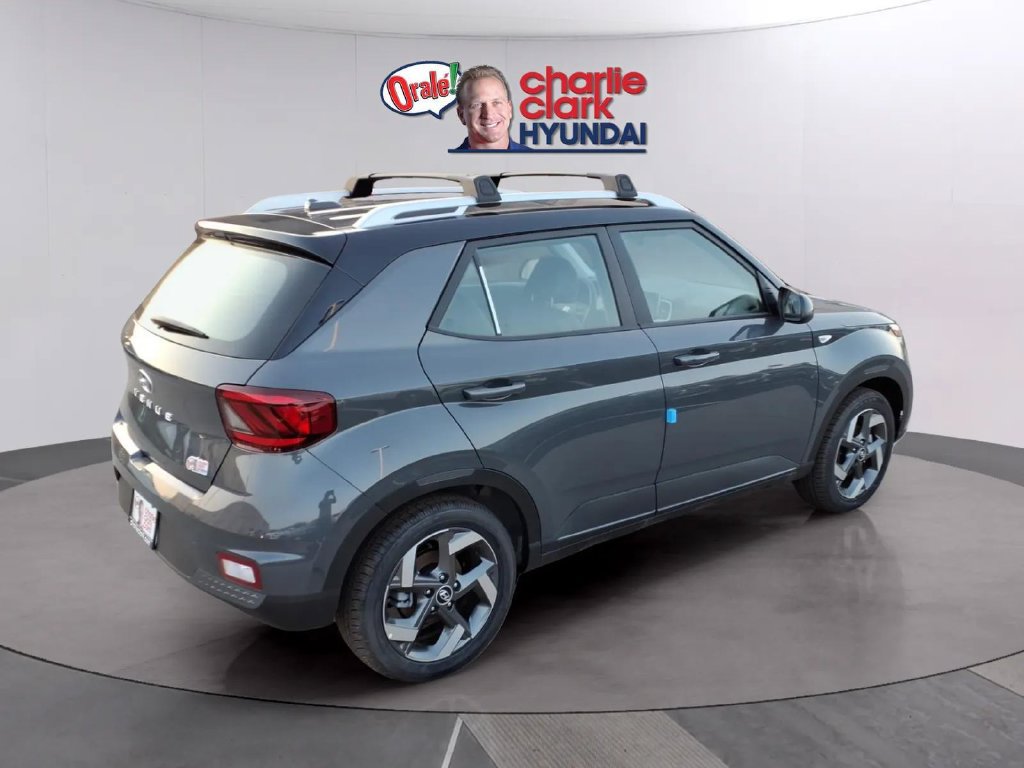 New 2026 Hyundai Venue SEL FWD image 5