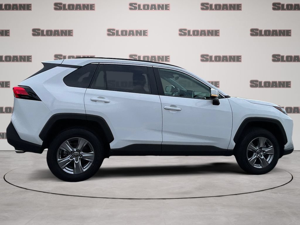 Used 2025 Toyota RAV4 XLE AWD/4WD image 6