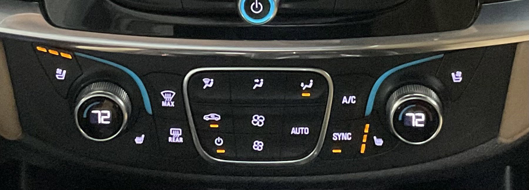 Used 2023 Chevrolet Traverse Premier image 18