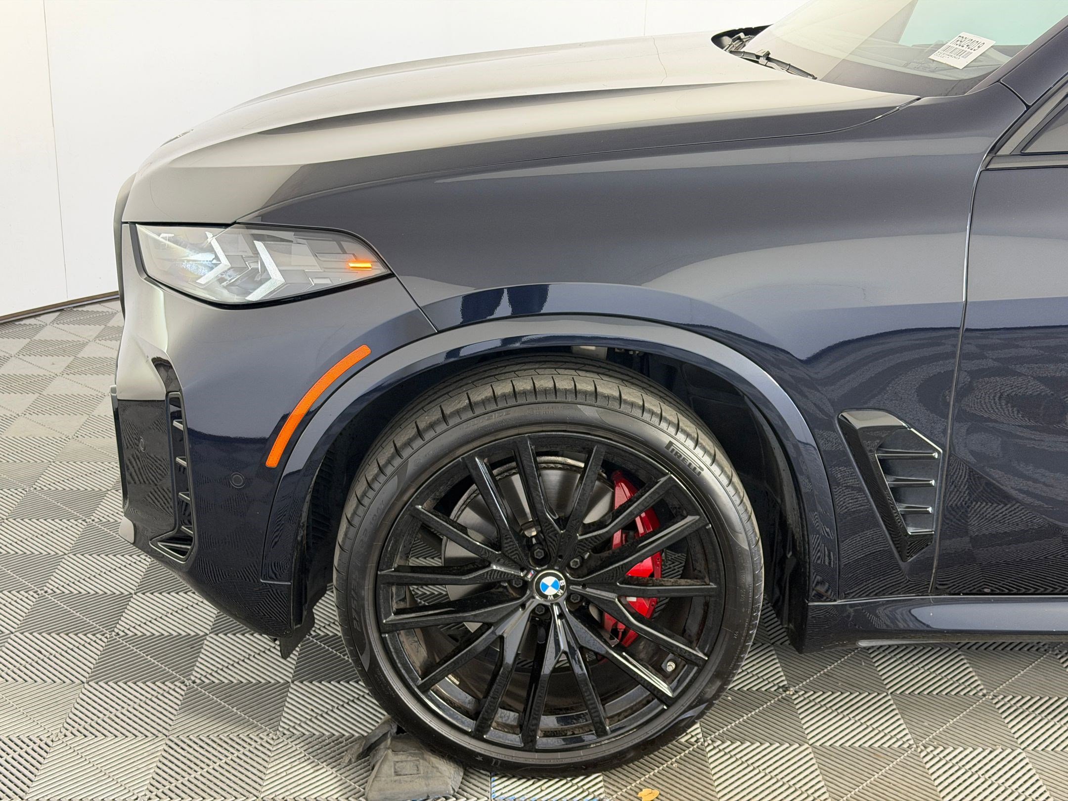 Certified 2024 BMW X5 xDrive40i w/ M Sport Package image 11