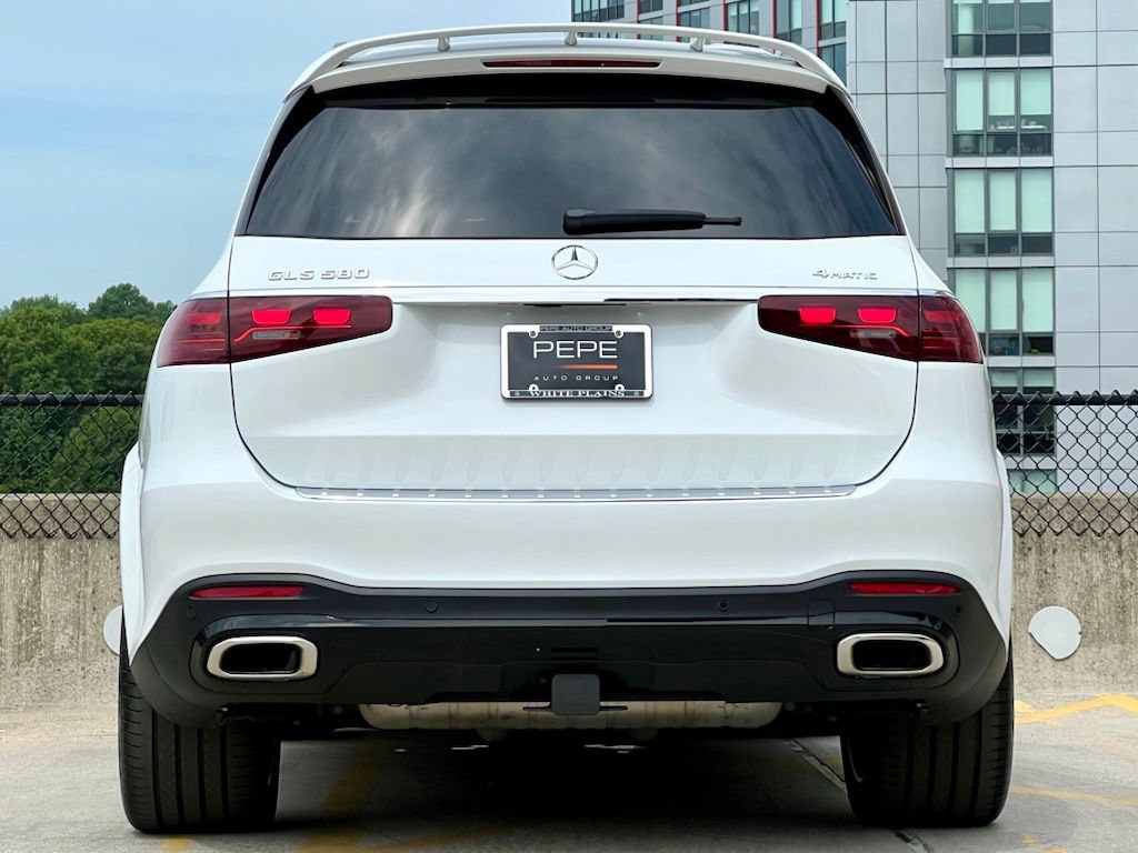 Certified 2025 Mercedes-Benz GLS 580 4MATIC image 6