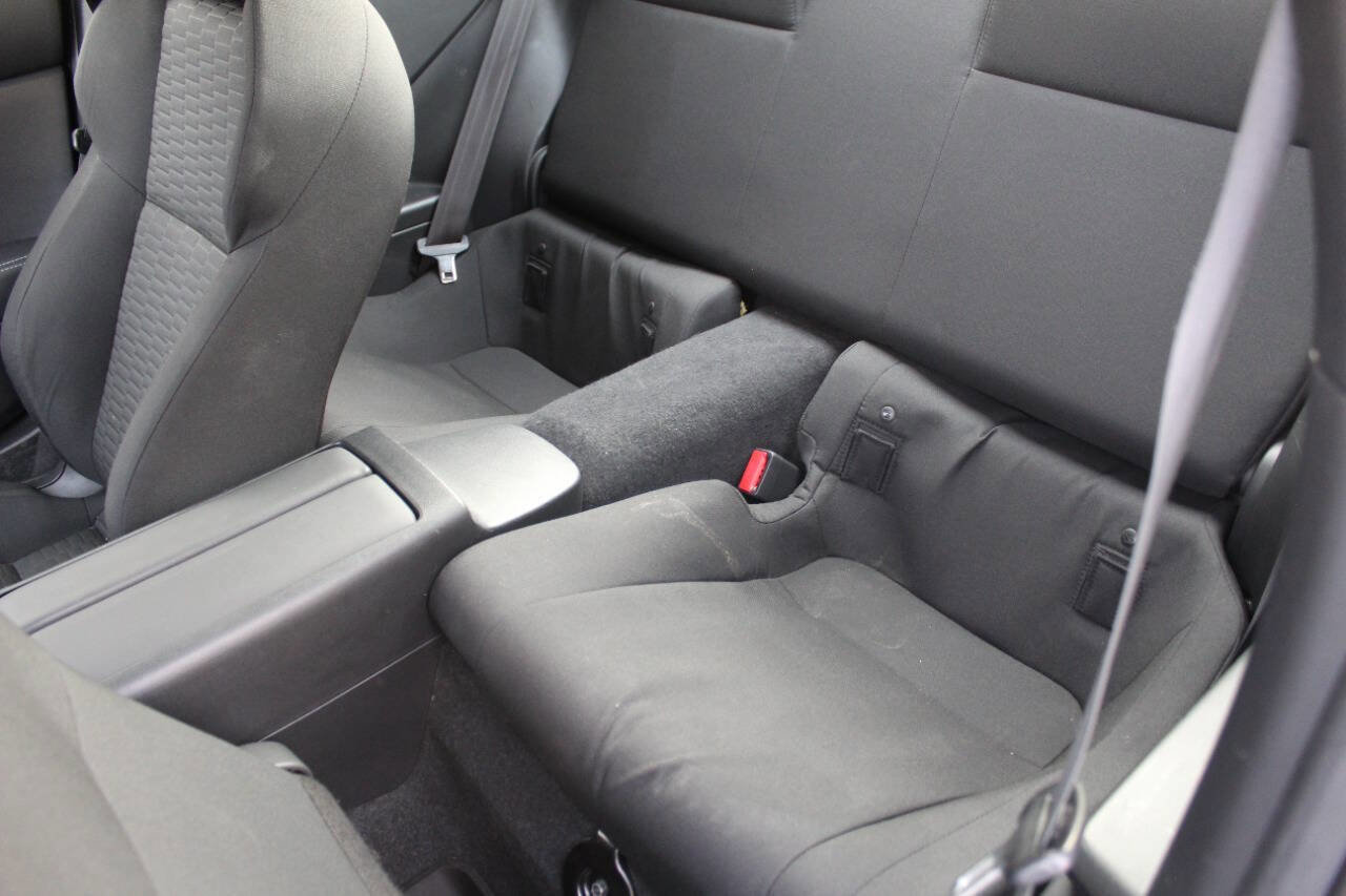 Used 2023 Toyota GR86 RWD image 11
