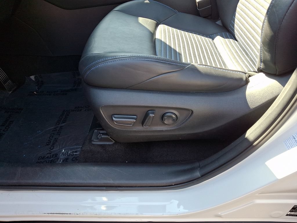 Certified 2021 Toyota RAV4 XSE AWD/4WD image 15