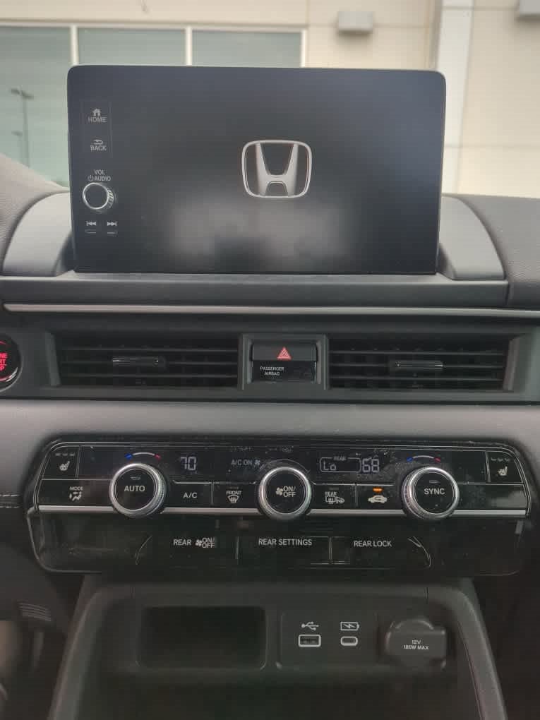 Used 2023 Honda Pilot EX-L image 9