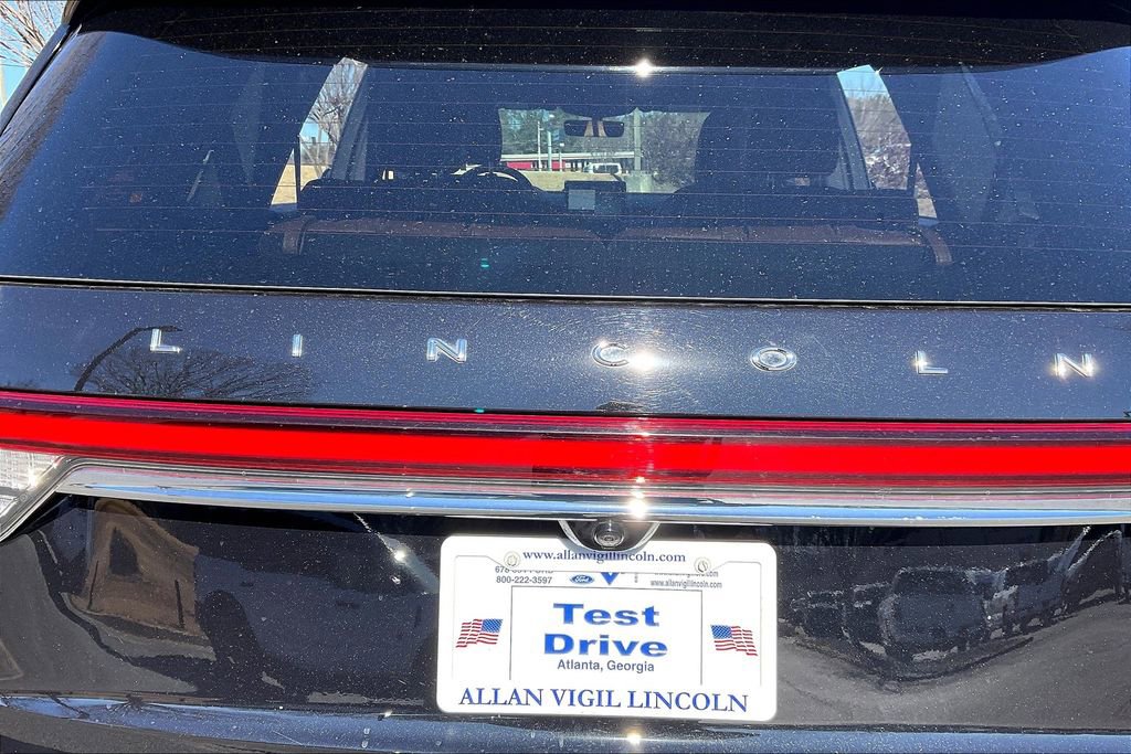 Used 2024 Lincoln Aviator Reserve w/ Equipment Group 201A image 8