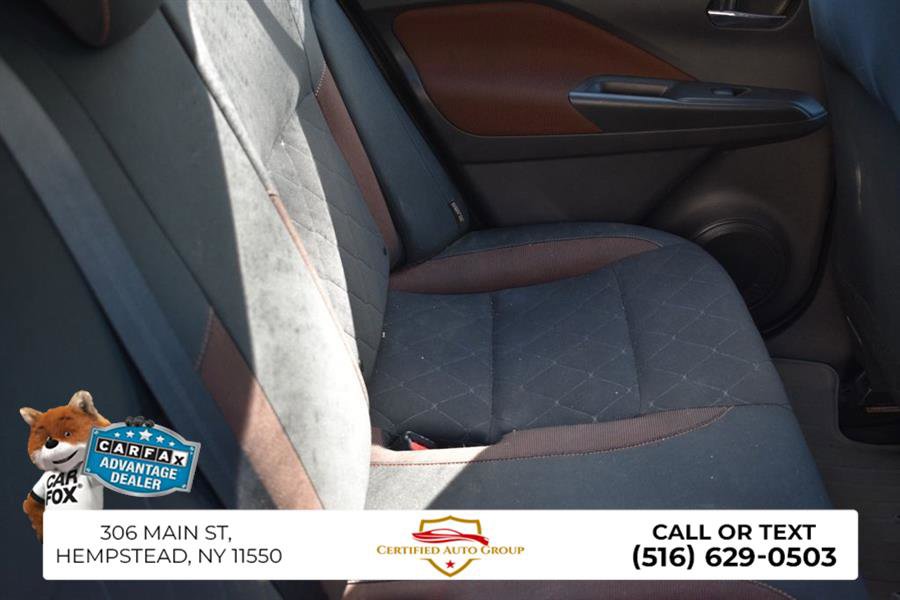 Used 2020 Nissan Kicks SR FWD image 29