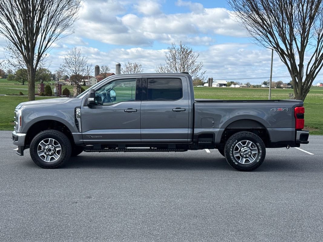 Used 2025 Ford F350 Lariat w/ Camper Package AWD/4WD image 5