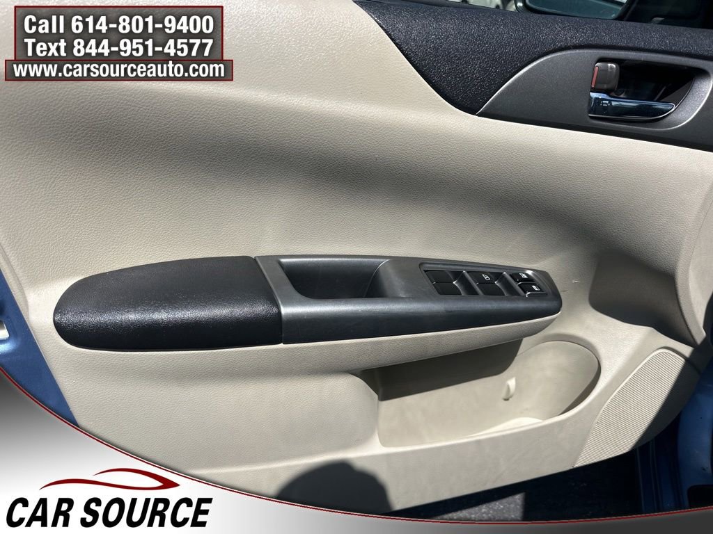 Used 2011 Subaru Impreza 2.5i AWD/4WD image 5