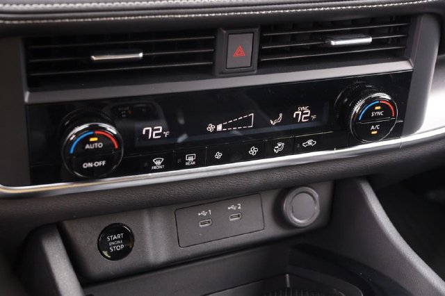 Certified 2025 Nissan Rogue SV AWD/4WD image 19