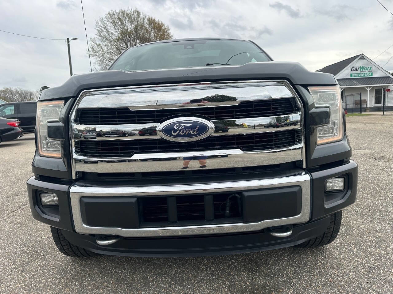 Used 2015 Ford F150 Platinum image 8