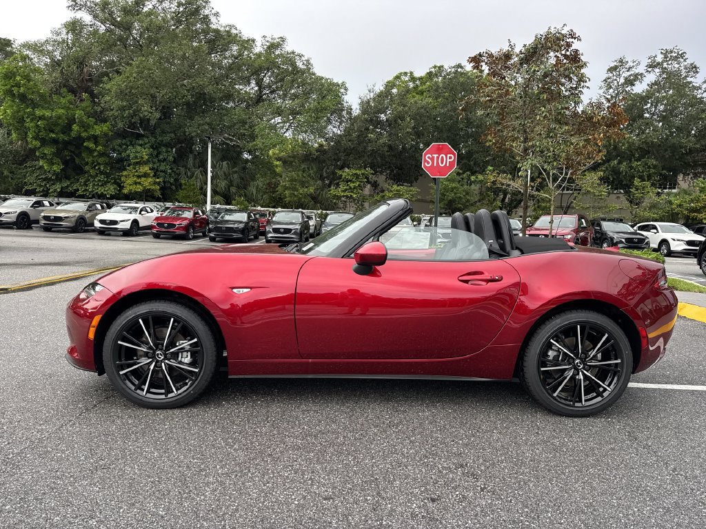 New 2026 MAZDA MX-5 Miata Grand Touring RWD image 27