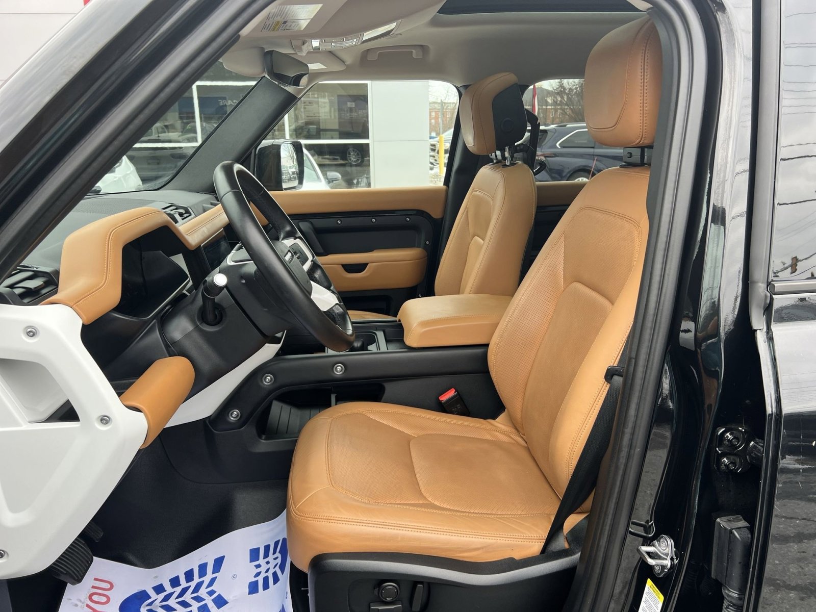 Used 2023 Land Rover Defender 110 S image 13