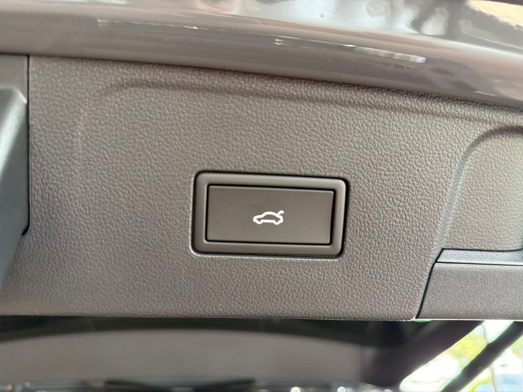 New 2026 Volkswagen Atlas SEL AWD/4WD image 15