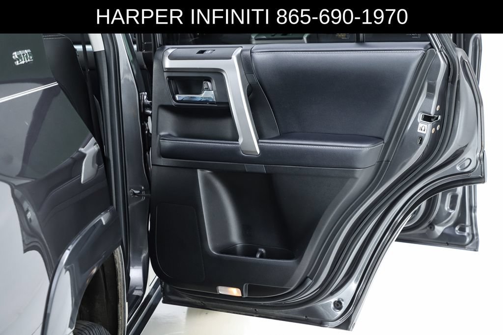 Used 2020 Toyota 4Runner SR5 Premium w/ Moonroof Package AWD/4WD image 67