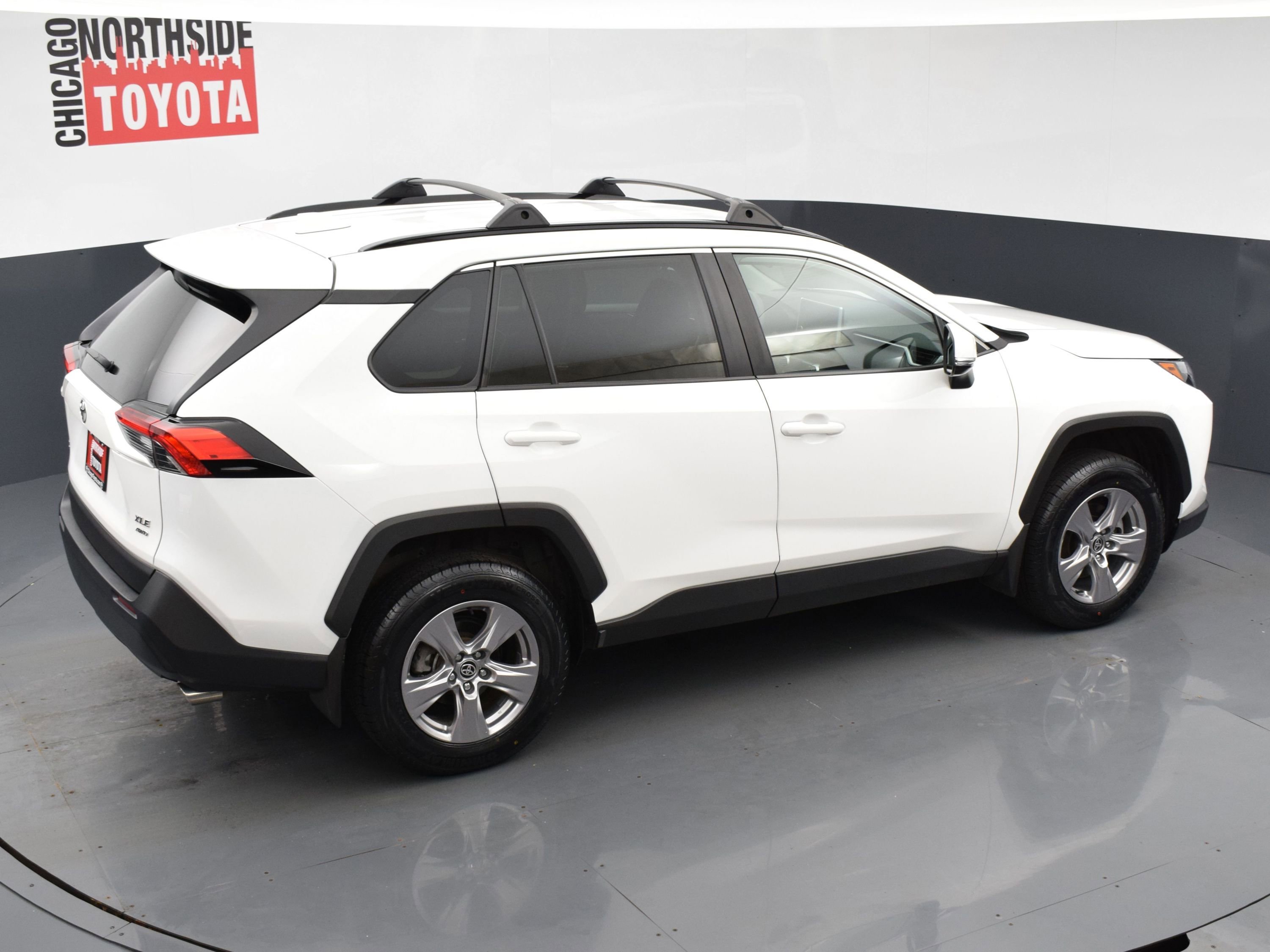 Used 2024 Toyota RAV4 XLE AWD/4WD image 19