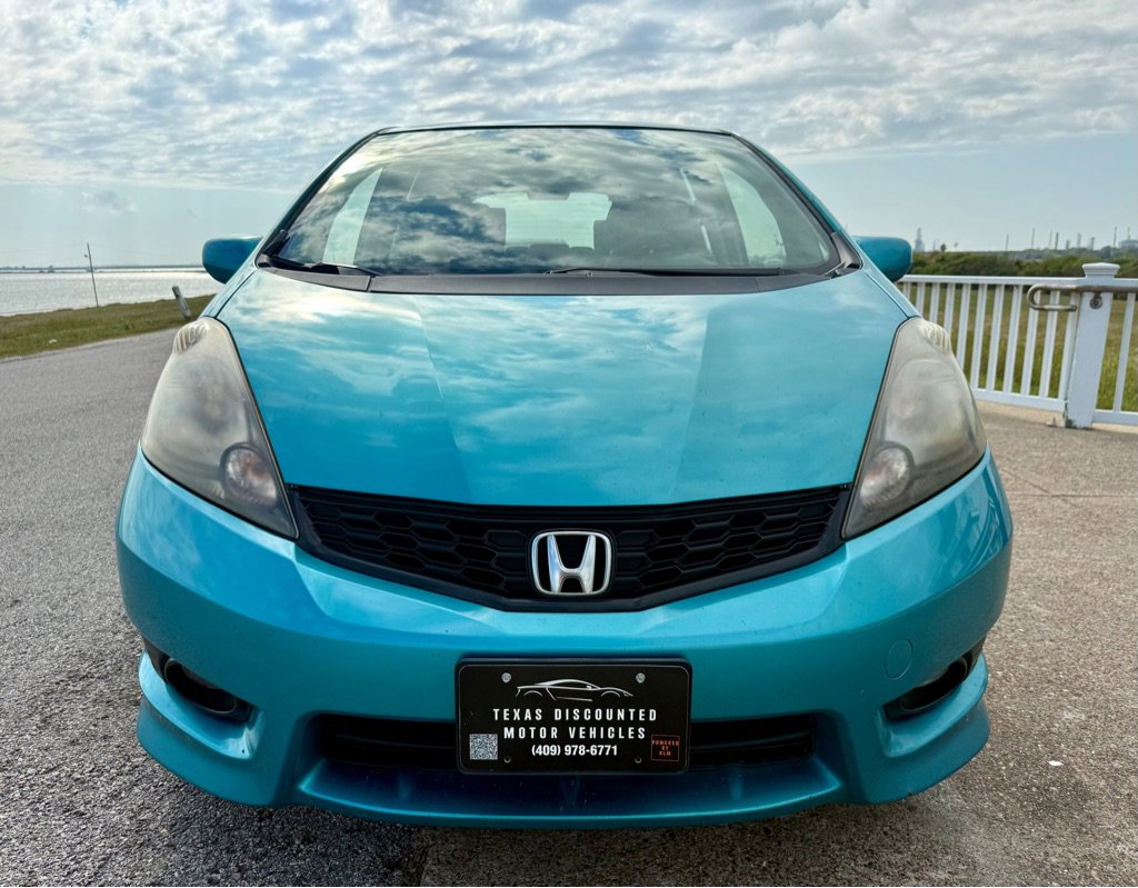 Used 2013 Honda Fit Sport image 2