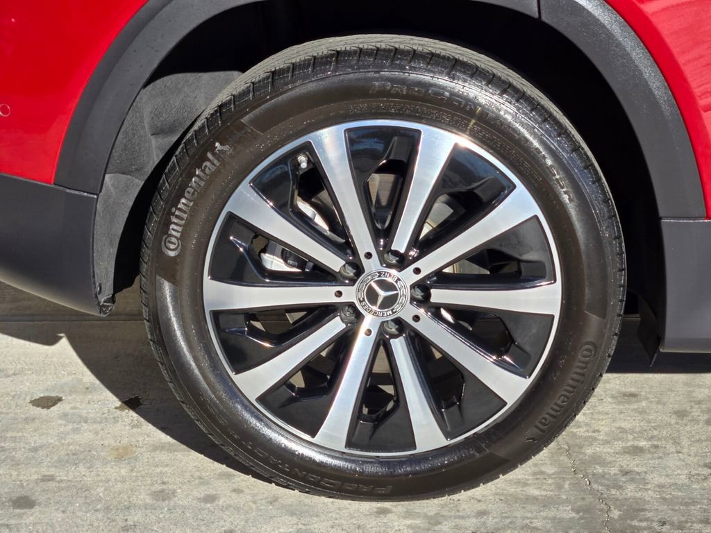 Used 2021 Mercedes-Benz GLB 250 image 9