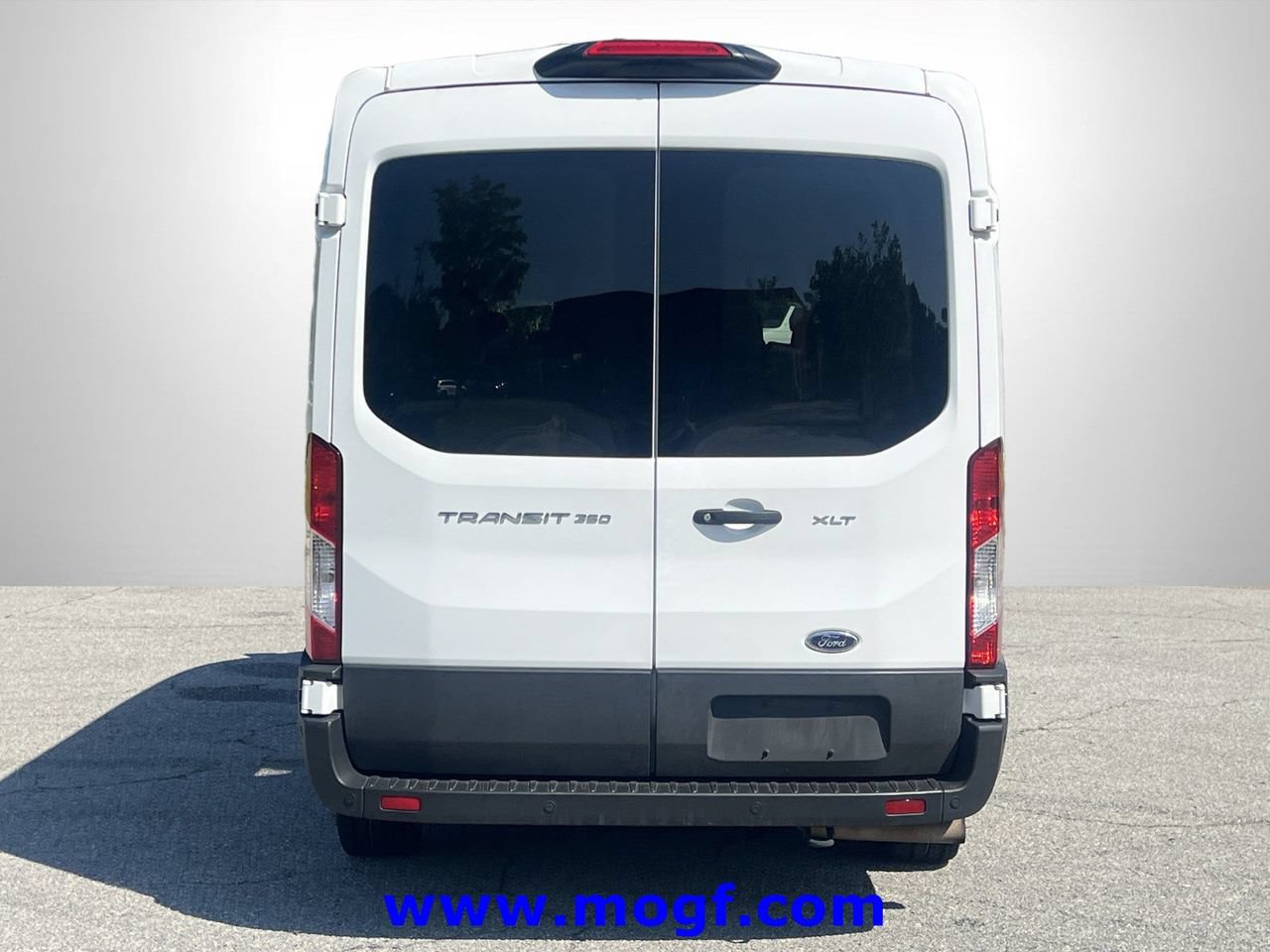 Used 2025 Ford Transit 350 XLT RWD image 24