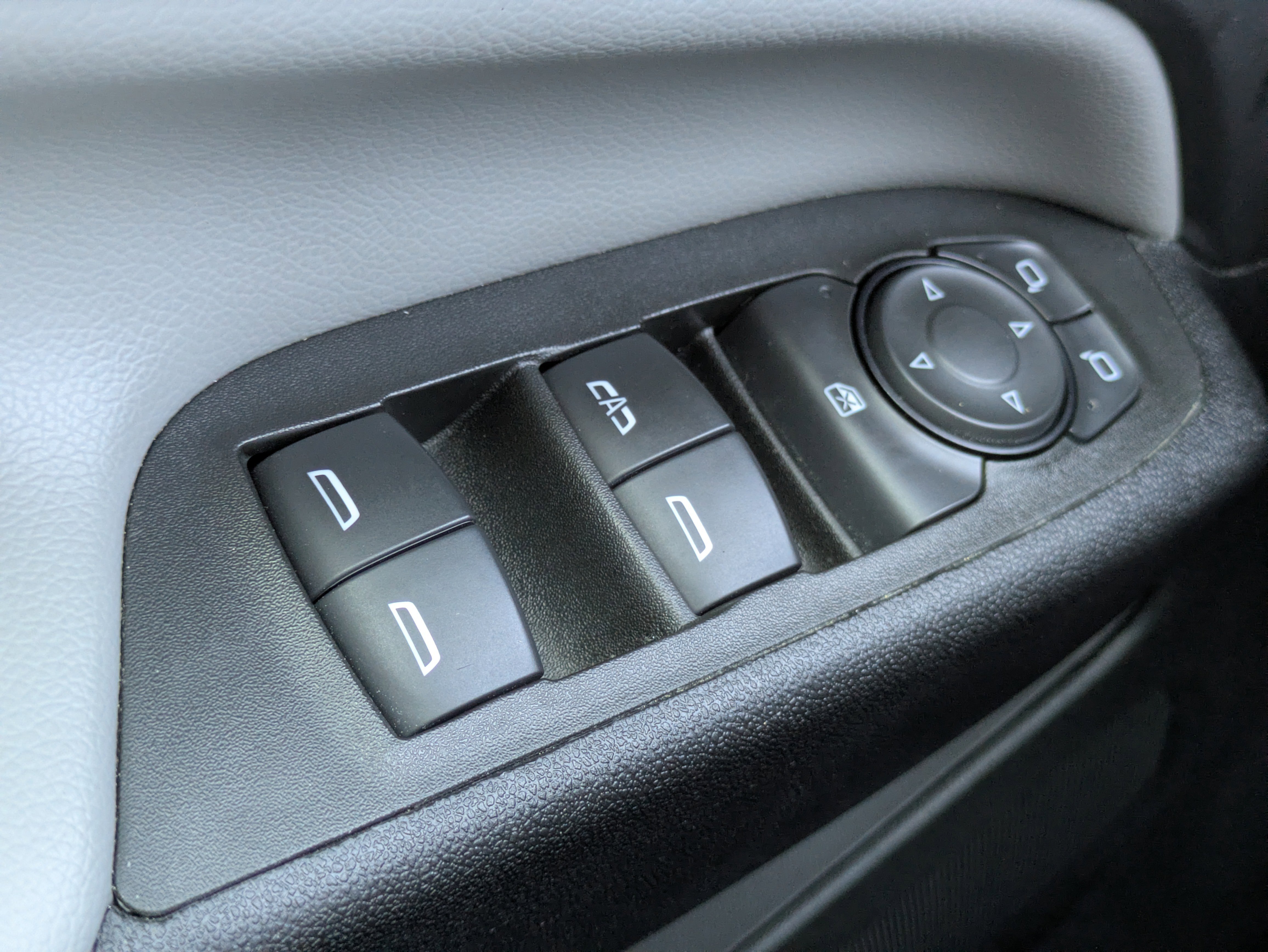 Used 2023 Chevrolet Equinox LS image 13