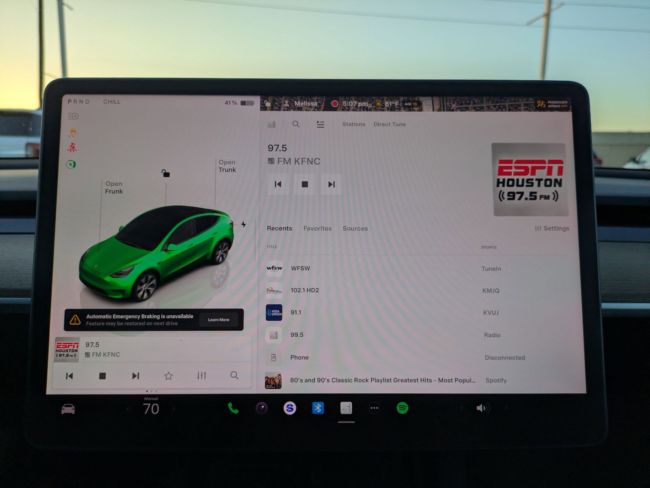Used 2022 Tesla Model Y Long Range image 21