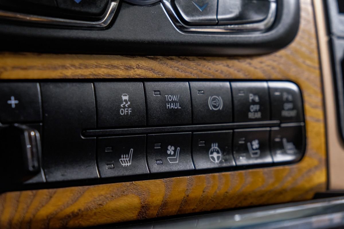 Used 2016 RAM 2500 Longhorn image 24