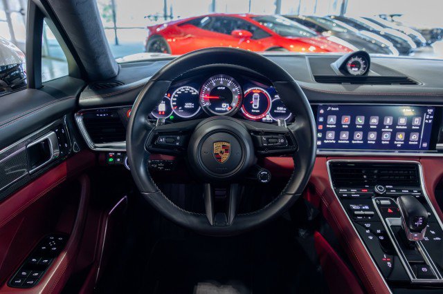 Used 2022 Porsche Panamera GTS w/ Premium Package image 52