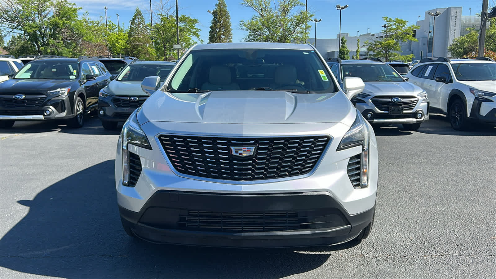 Used 2019 Cadillac XT4 Luxury FWD image 2