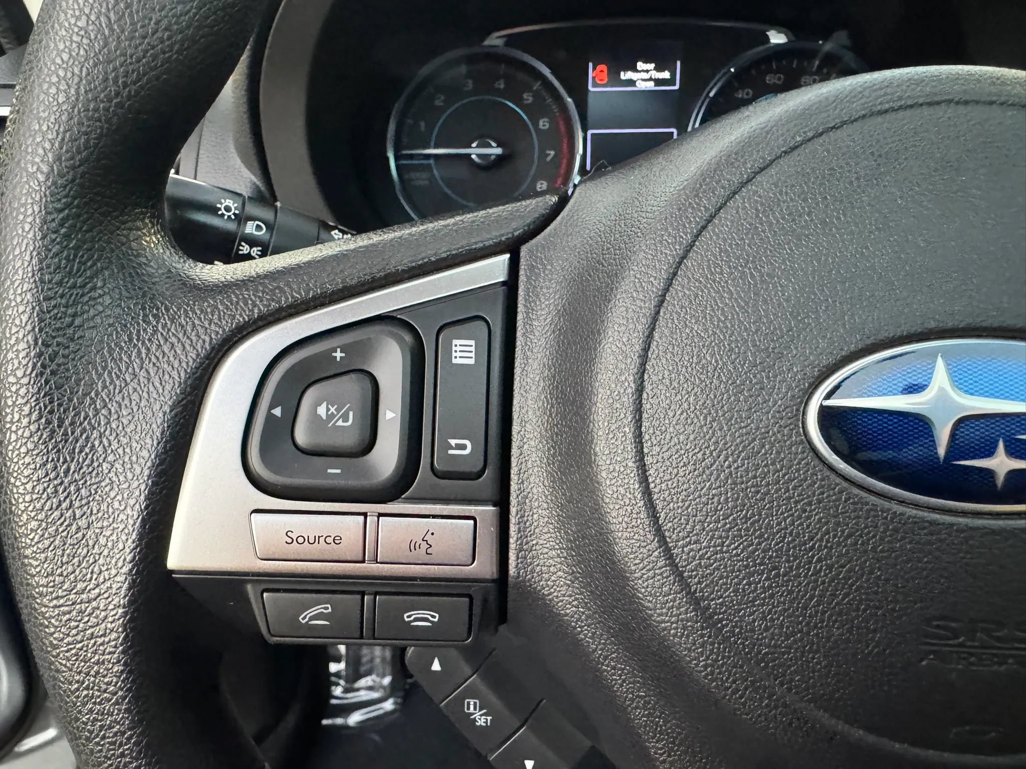 Used 2018 Subaru Forester 2.5i Premium AWD/4WD image 27