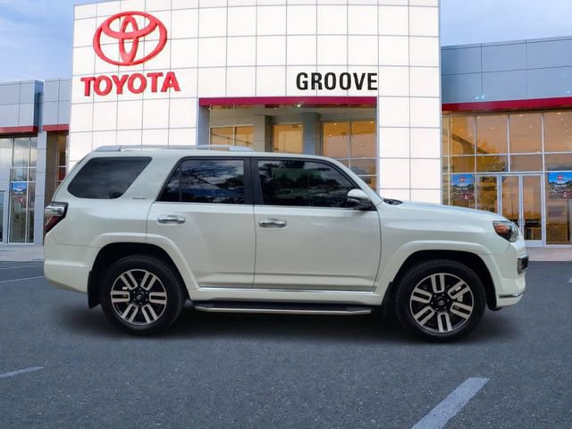 Used 2018 Toyota 4Runner Limited AWD/4WD image 7