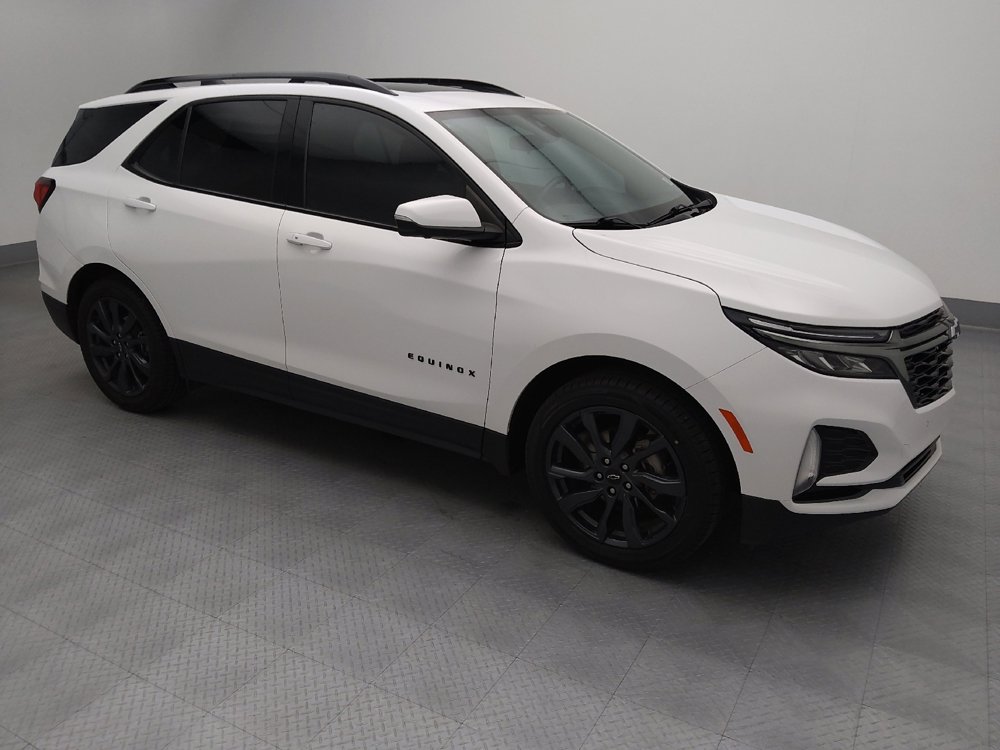 Used 2022 Chevrolet Equinox RS w/ RS Leather Package image 11