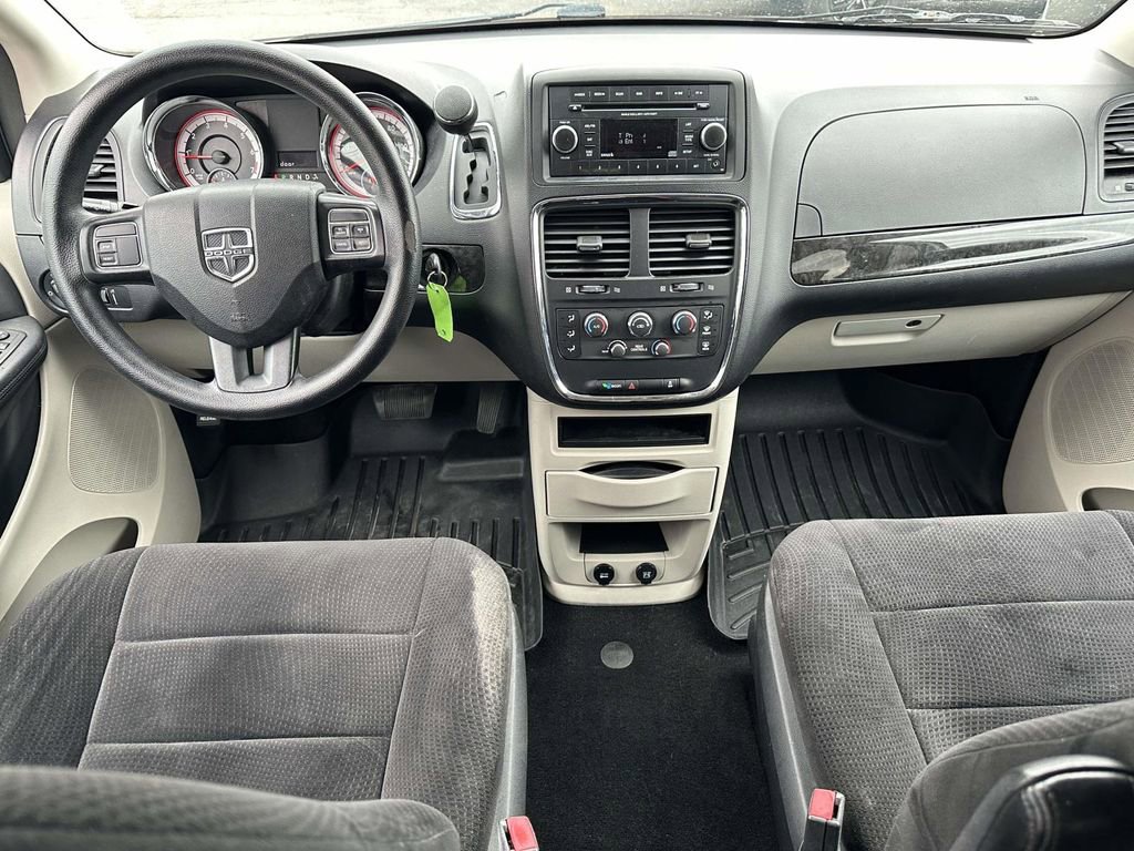 Used 2013 Dodge Grand Caravan SE FWD image 14