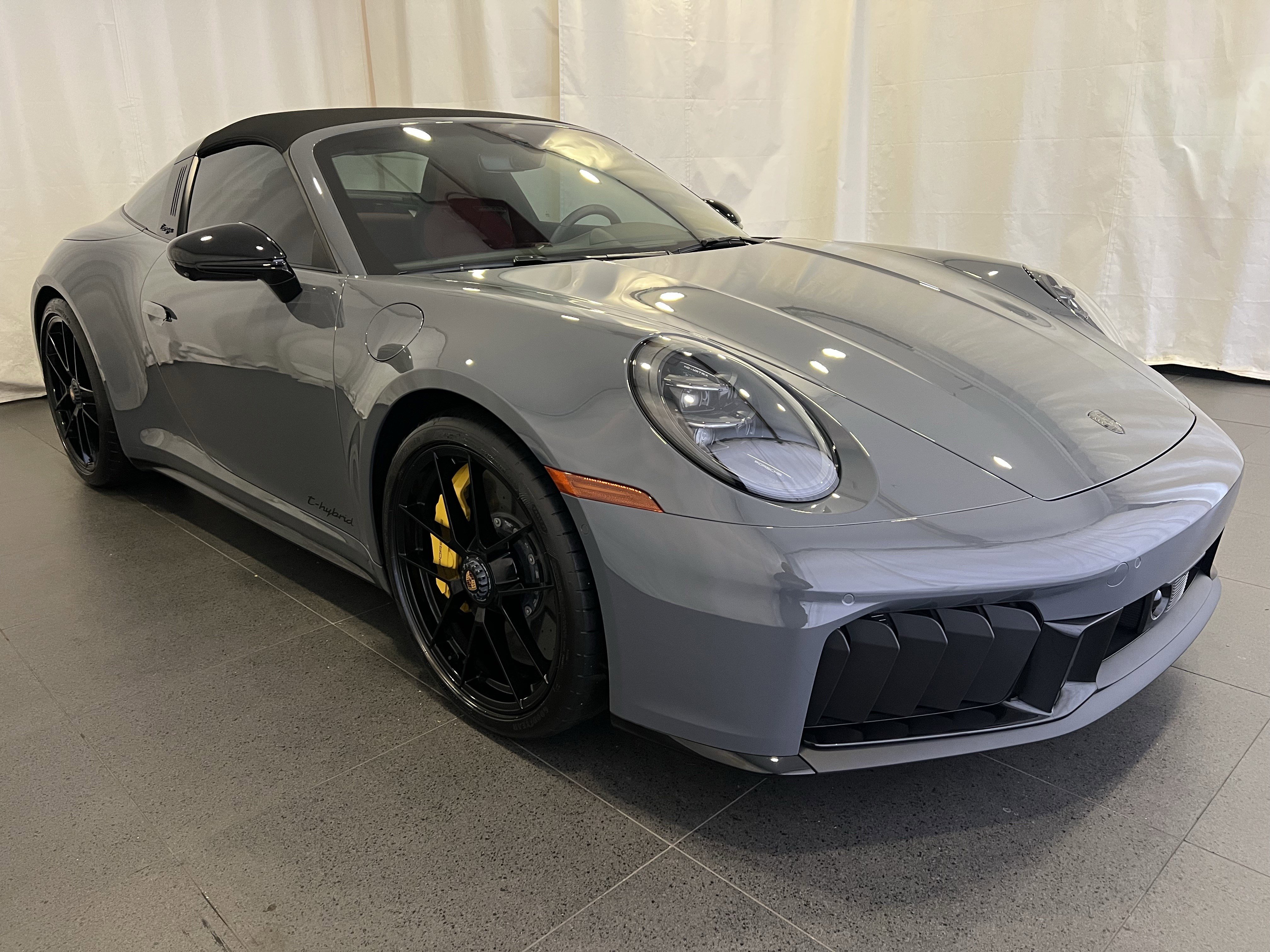 Certified 2025 Porsche 911 Targa 4 GTS image 7