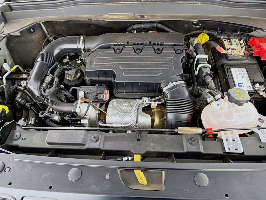 Used 2023 Jeep Renegade Trailhawk w/ Sun/Sound Group image 33