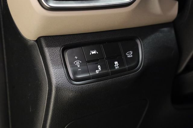 Used 2020 Hyundai Santa Fe Limited w/ Cargo Package FWD image 12