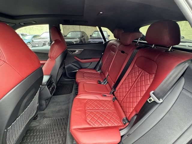 Used 2021 Audi SQ8 Prestige AWD/4WD image 28