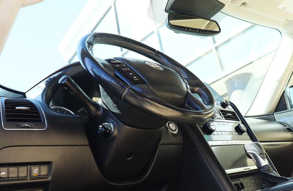 Used 2021 Nissan Armada SV w/ SV Appearance Package RWD image 44
