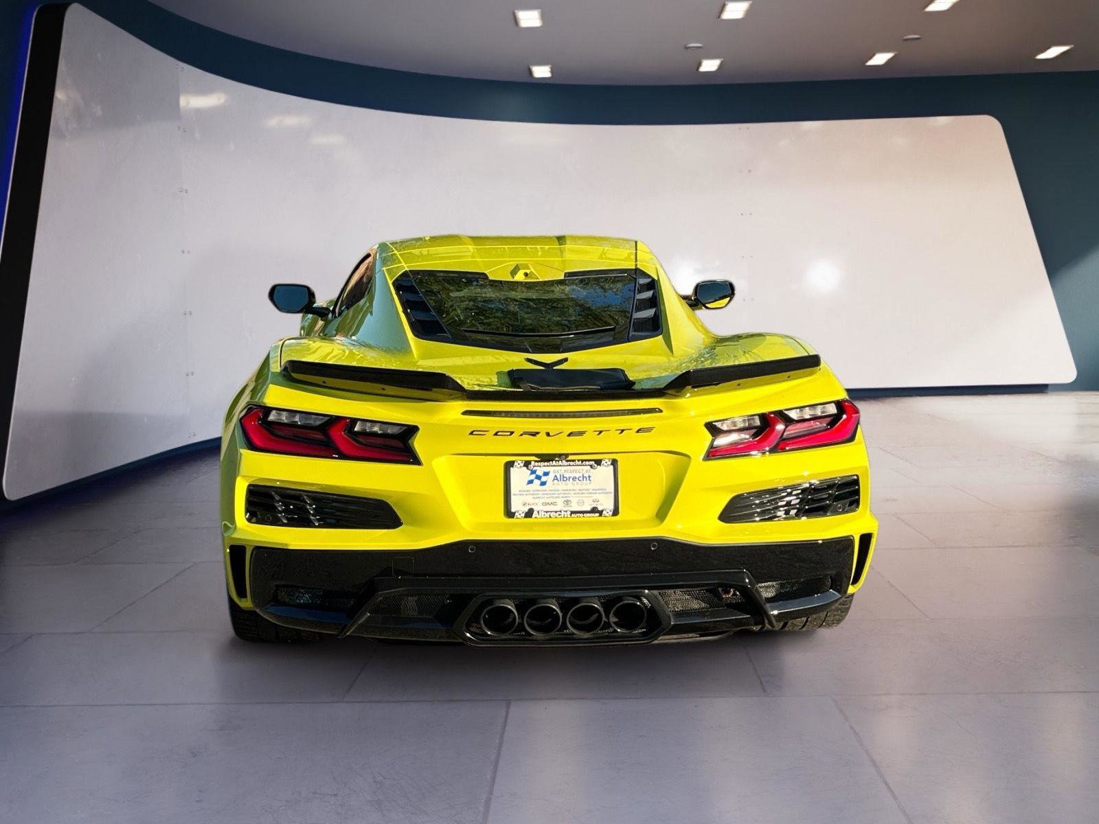 Used 2024 Chevrolet Corvette Z06 image 7