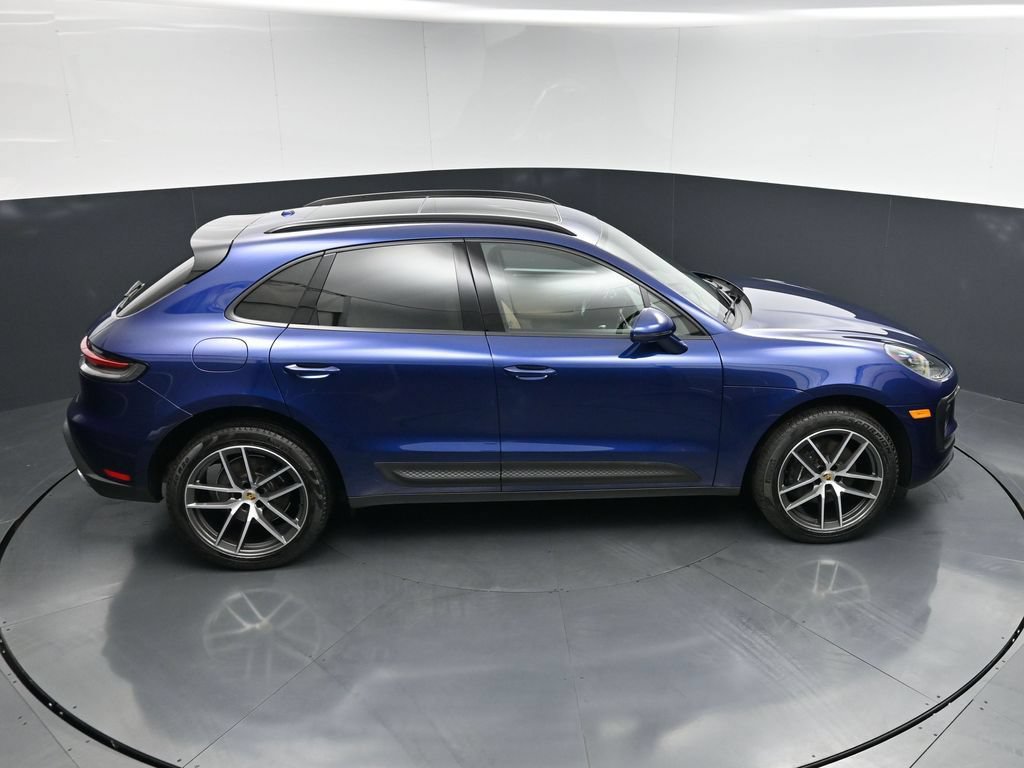 Used 2024 Porsche Macan w/ Premium Plus Package AWD/4WD image 19