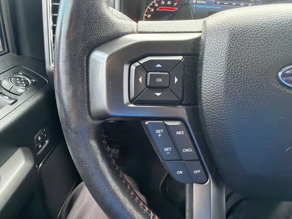 Used 2016 Ford F150 Lariat w/ Equipment Group 502A Luxury AWD/4WD image 17