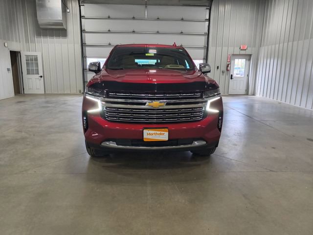 Used 2023 Chevrolet Suburban Premier AWD/4WD image 3
