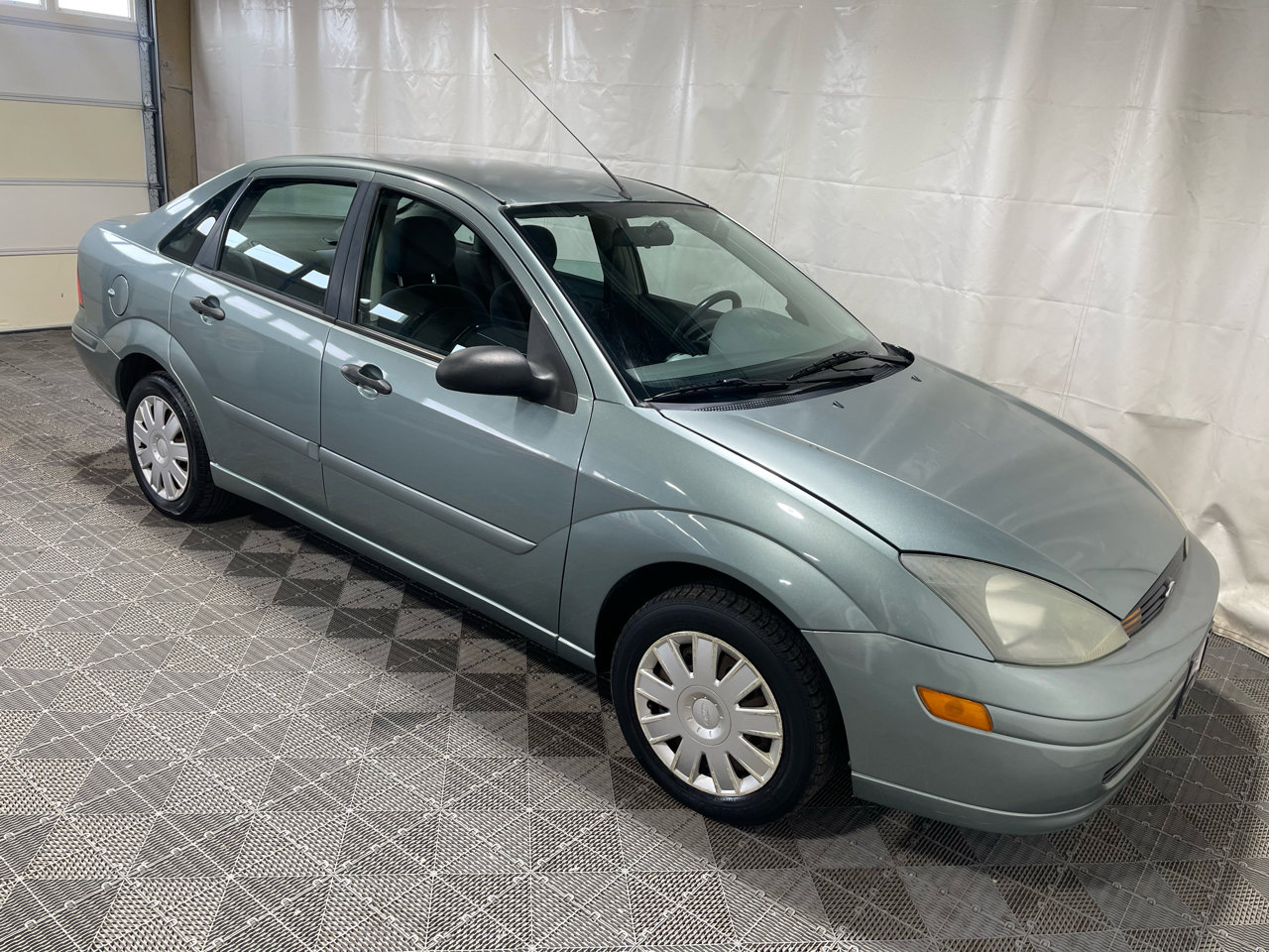 Used 2004 Ford Focus SE image 10