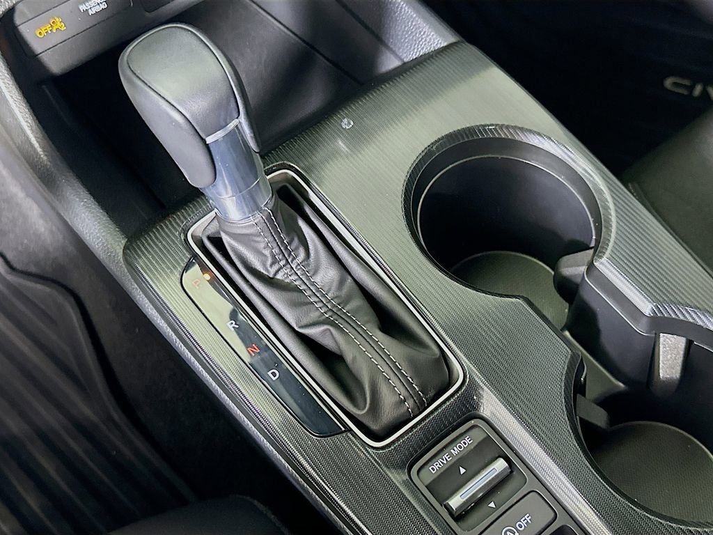 Used 2025 Honda Civic Sport image 29