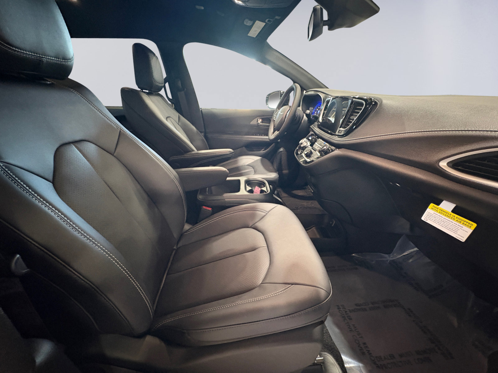 New 2026 Chrysler Pacifica Select image 15