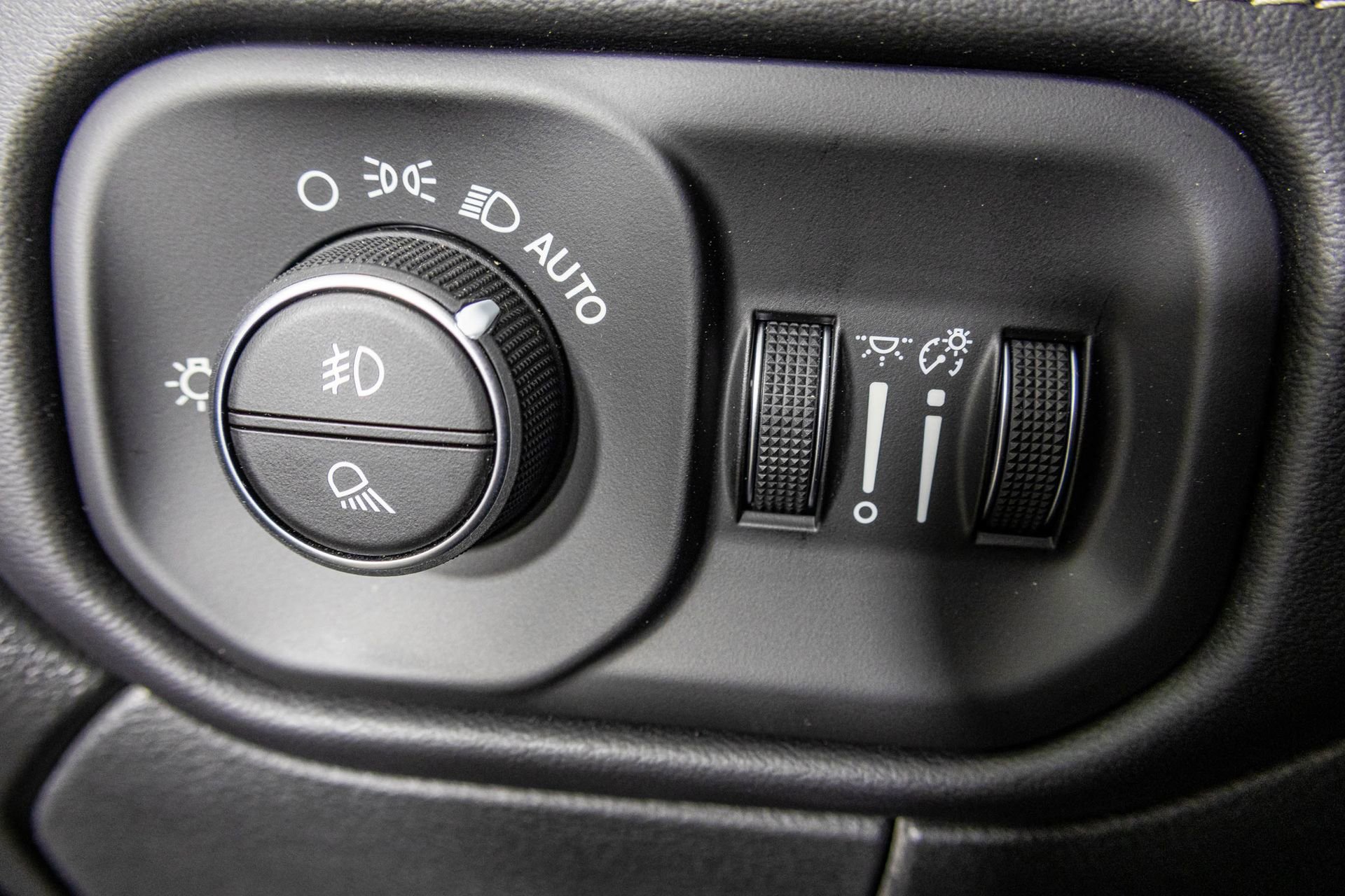 New 2026 RAM 2500 Rebel image 33