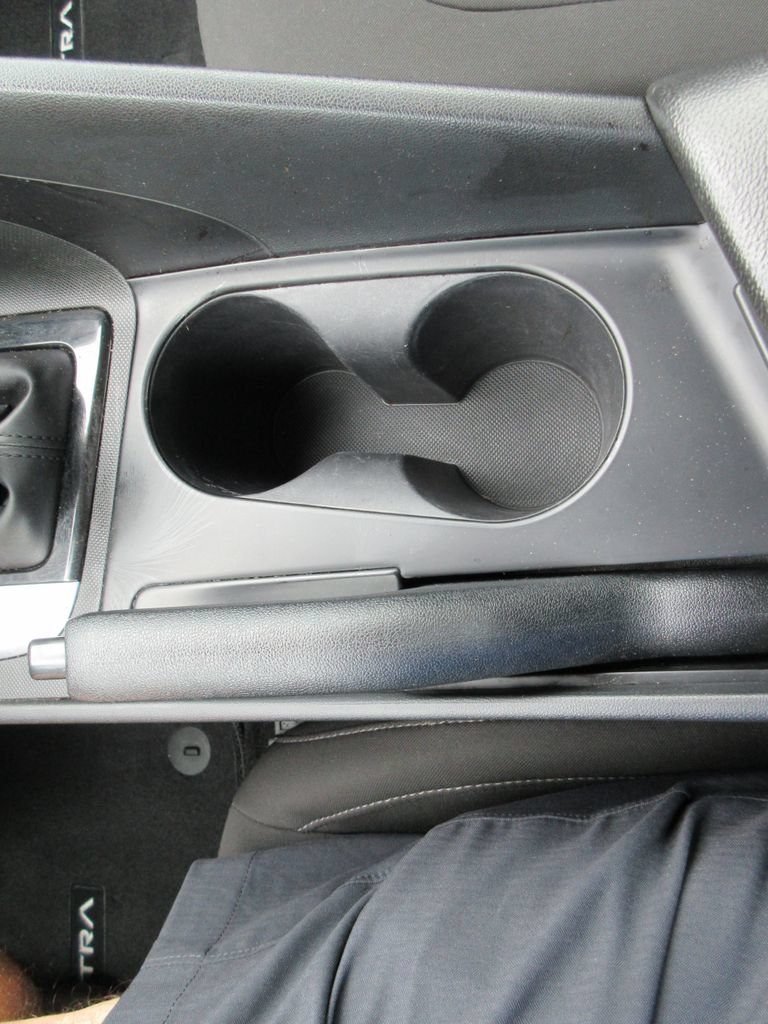 Used 2022 Hyundai Elantra SEL FWD image 26