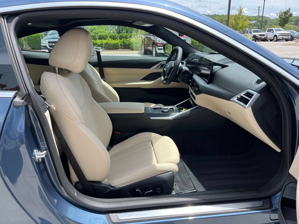 Used 2026 BMW 430i xDrive Coupe w/ Premium Package AWD/4WD image 20