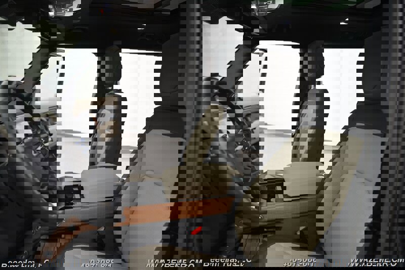 Used 2023 Land Rover Defender 130 X image 15