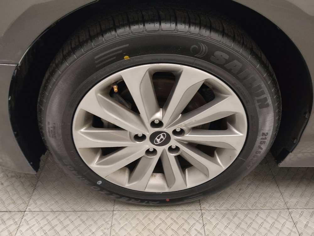 Used 2017 Hyundai Sonata Sport image 31