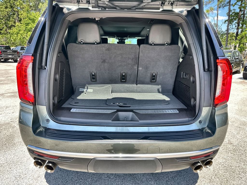Certified 2023 GMC Yukon Denali w/ Denali Reserve Package AWD/4WD image 26