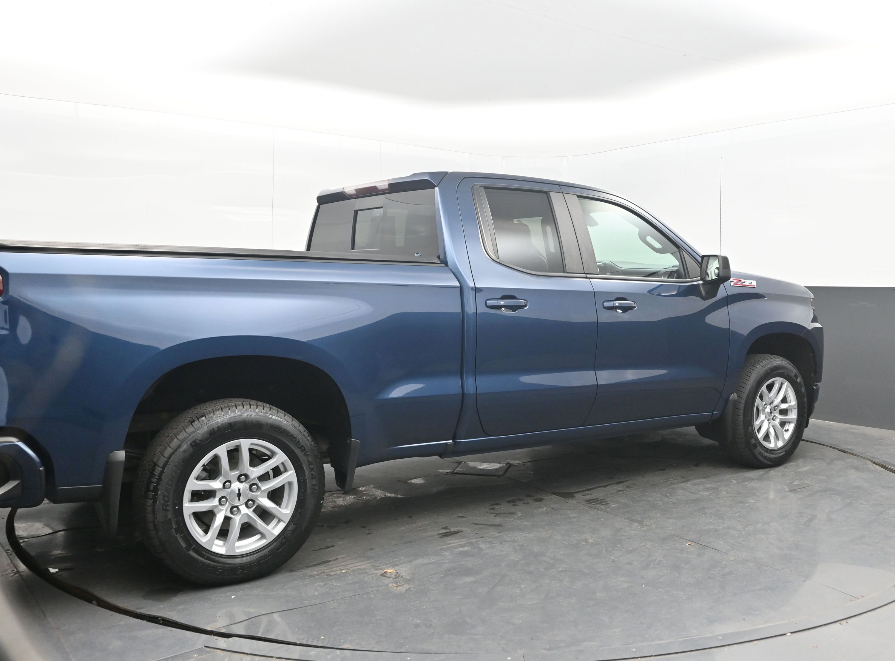 Used 2019 Chevrolet Silverado 1500 RST AWD/4WD image 7